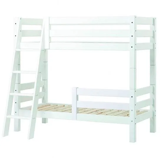 Hoppekids ECO Luxury våningssäng med säkerhetsskena och sned stege - 70x160 cm